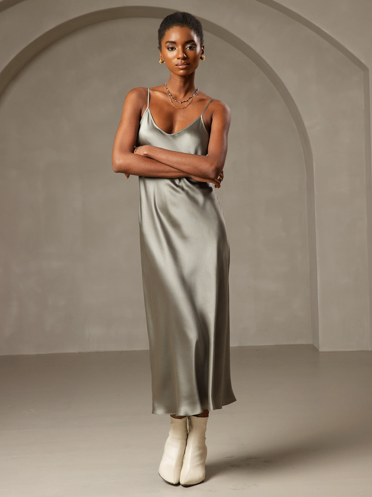 Camisón/vestido largo de seda con tirantes finos