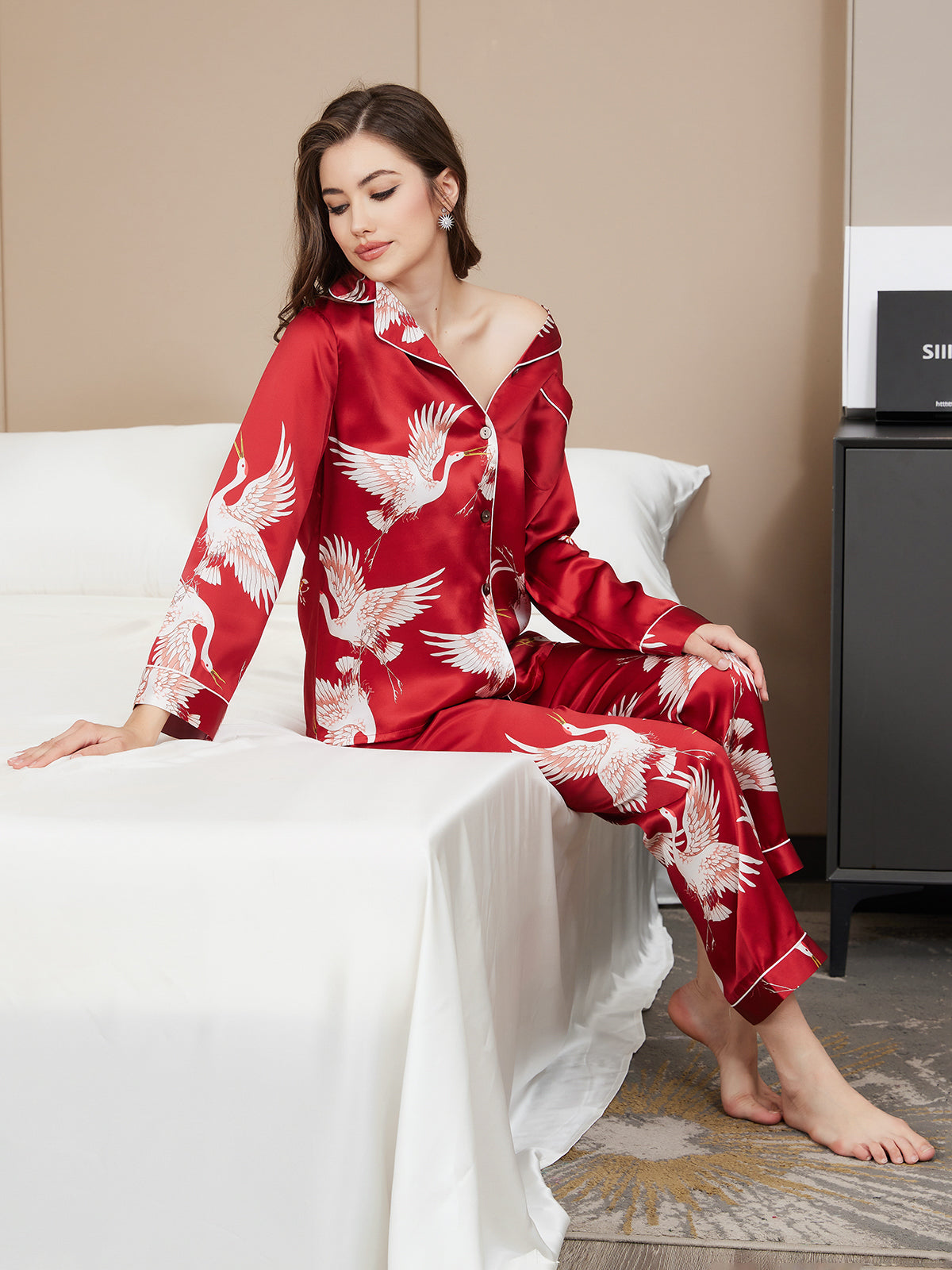 Conjunto de pijama para mujer con ribete clásico estampado de seda pura