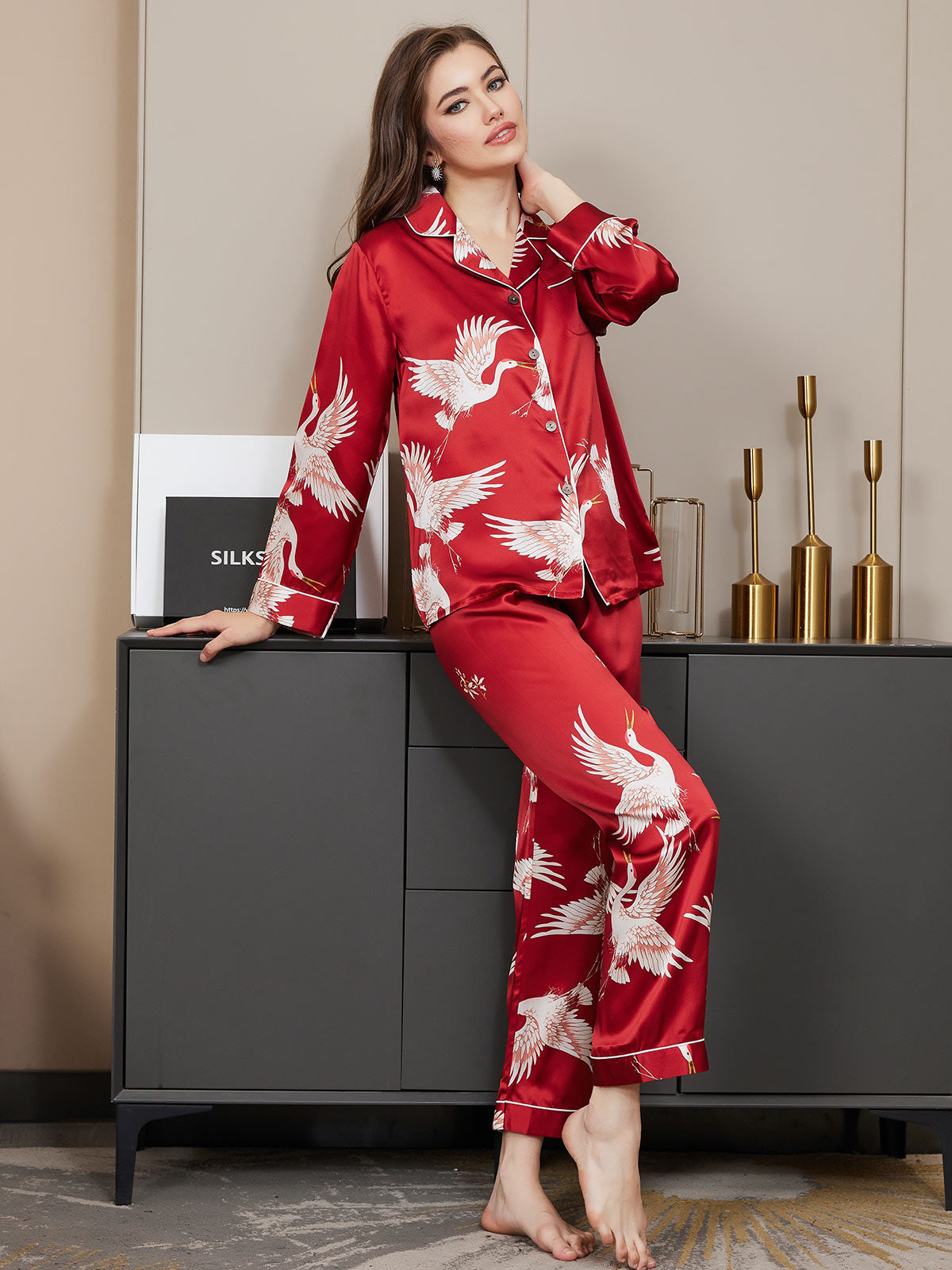 Conjunto de pijama para mujer con ribete clásico estampado de seda pura