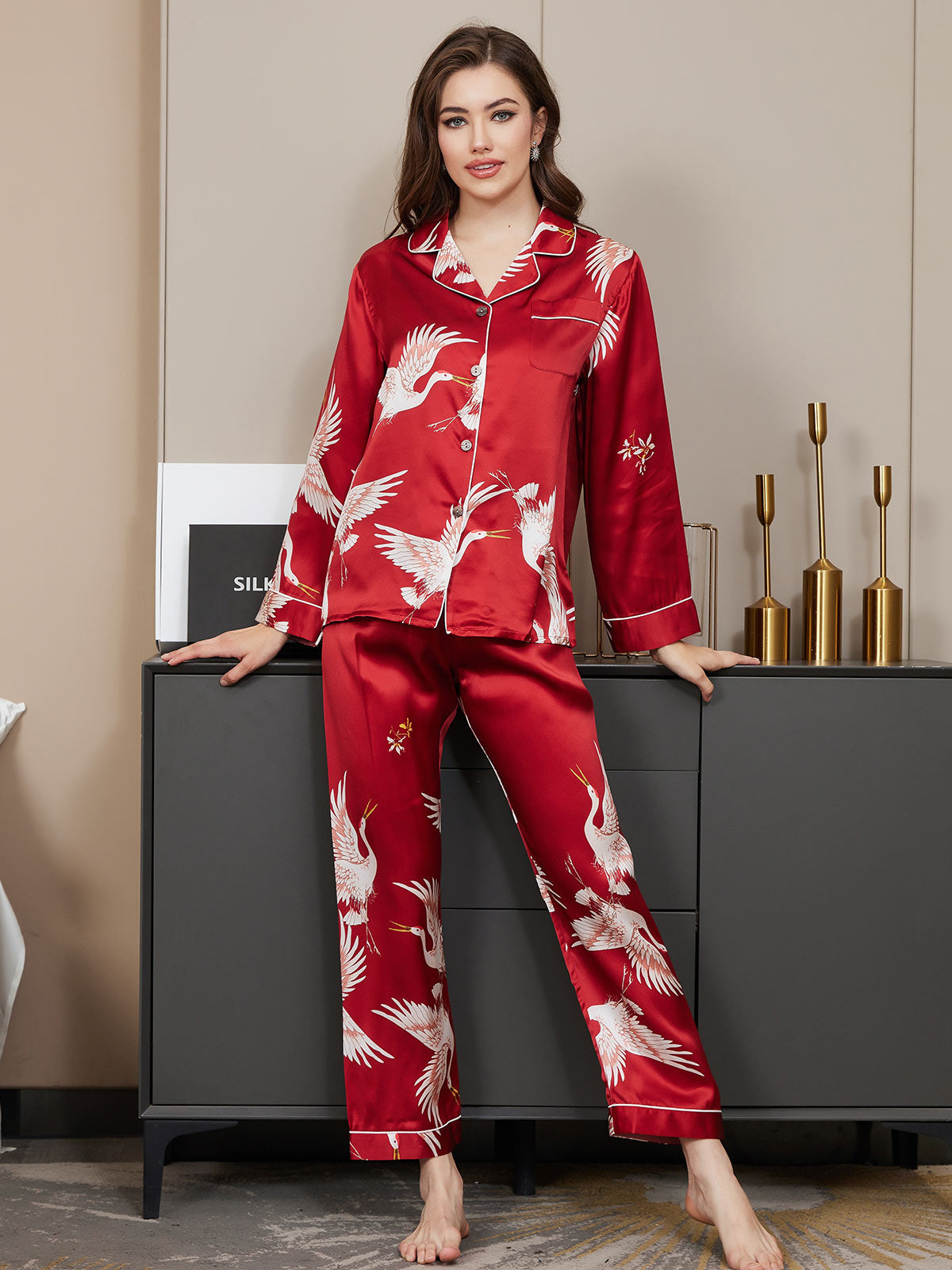 Conjunto de pijama para mujer con ribete clásico estampado de seda pura