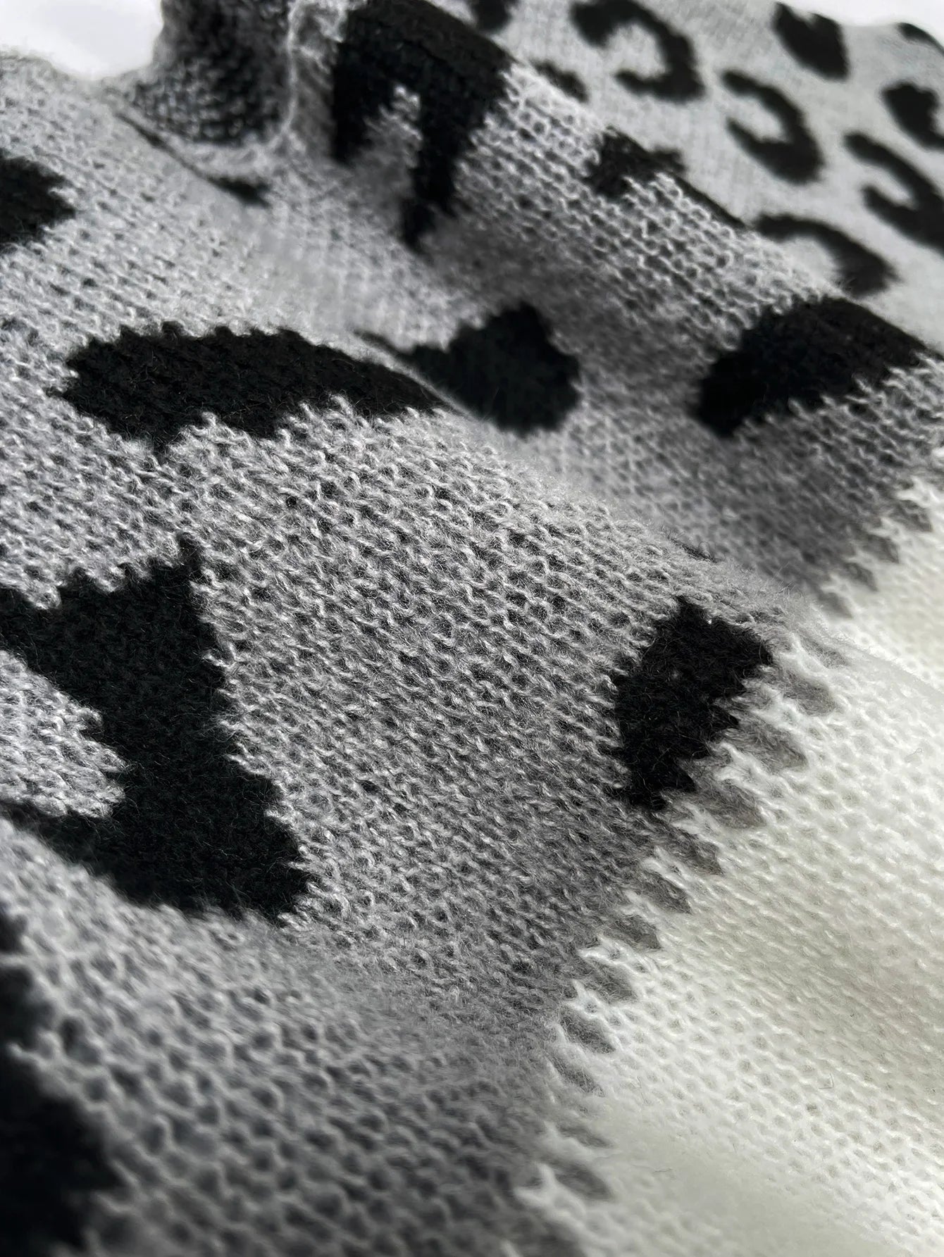 CLEO | Jersey con estampado de leopardo